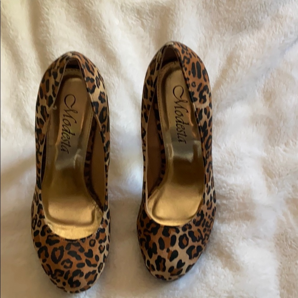 Leopard heels